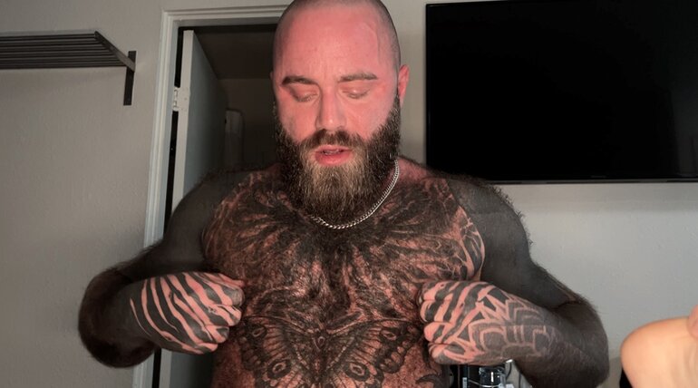 Baby Bear in Baby Bear & Logan Loads