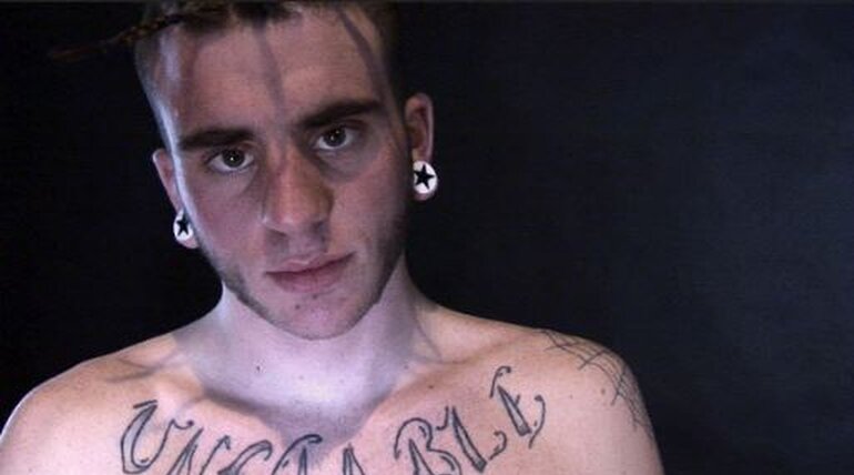 Cotton in FAGGOT WORSHIPS STRAIGHT PUNK'S DICK